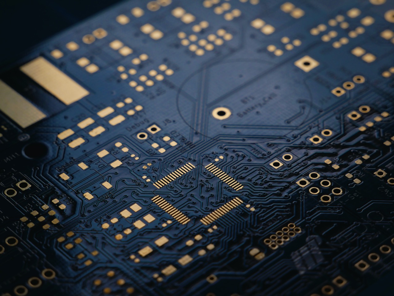 Photo pf PCB. Credit: https://unsplash.com/photos/pfR18JNEMv8